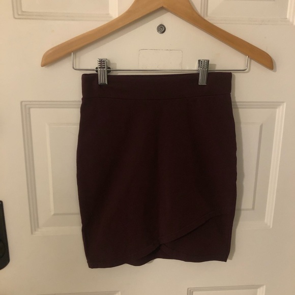 🖤3/$30 Talula/Aritzia Mini Skirt 🖤 - Picture 3 of 5